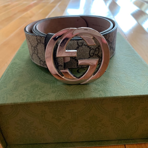 AUTHENTIC GUCCI BELT - Picture 2 of 5